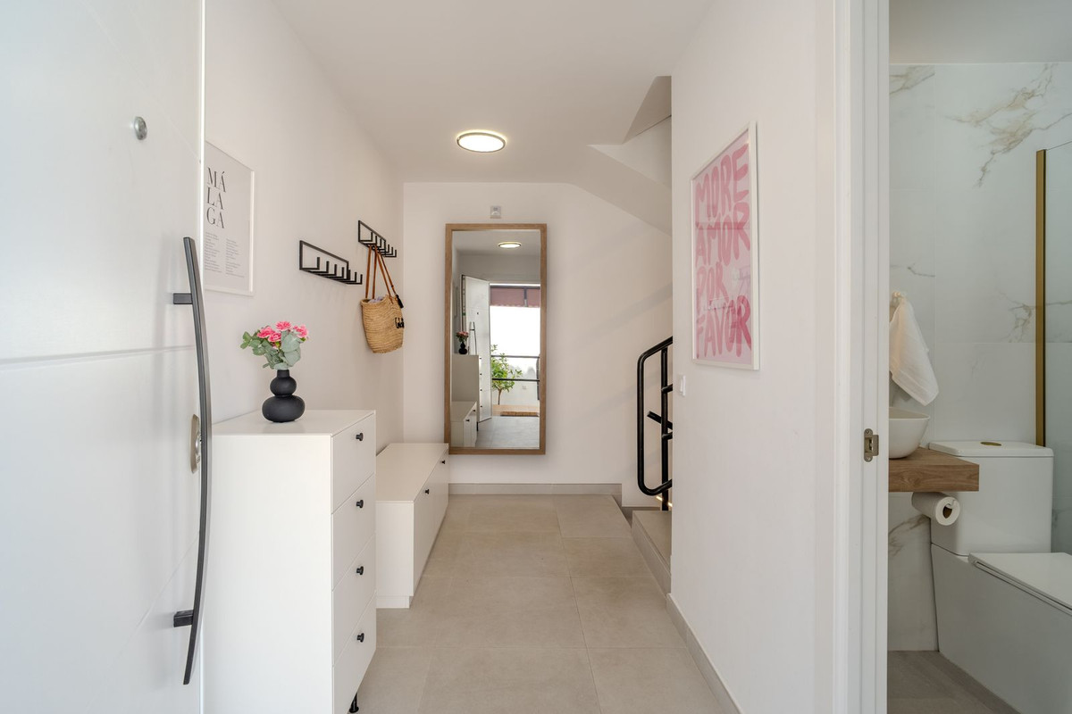 Townhouse for sale in Estepona