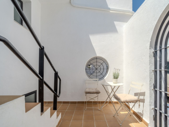 Townhouse for sale in Estepona
