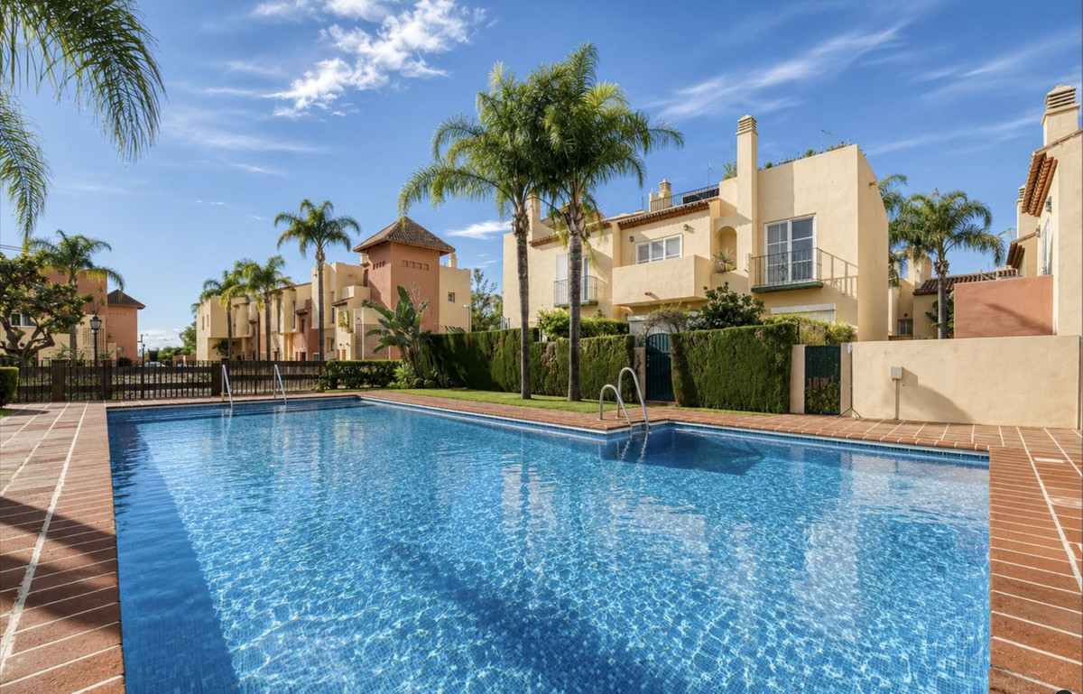 Townhouse for sale in Marbella