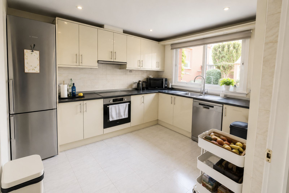 Townhouse for sale in Marbella