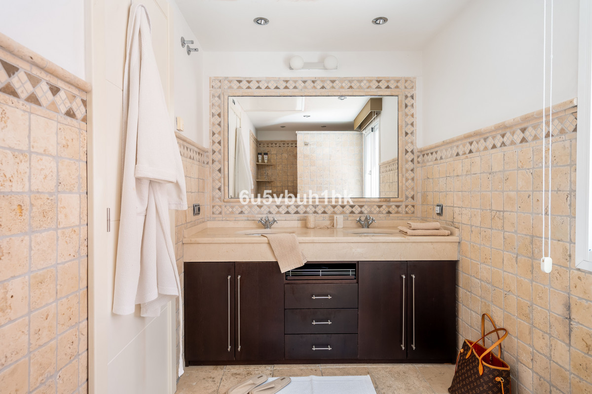 Townhouse for sale in Marbella