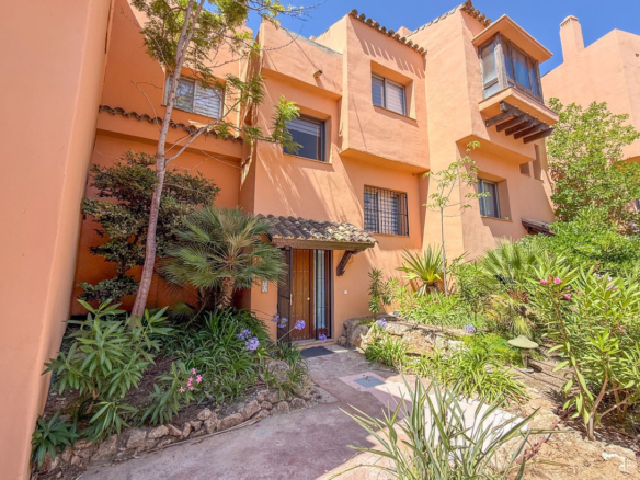 Townhouse for sale in Mijas