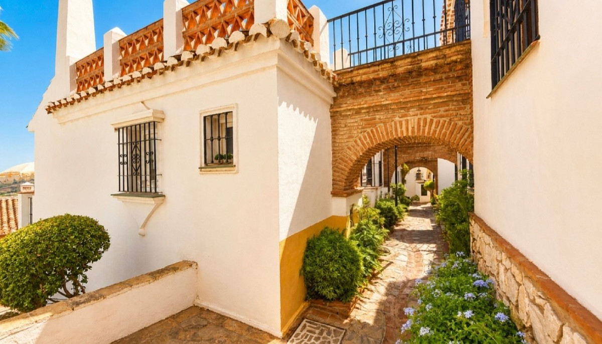 Townhouse for sale in Mijas
