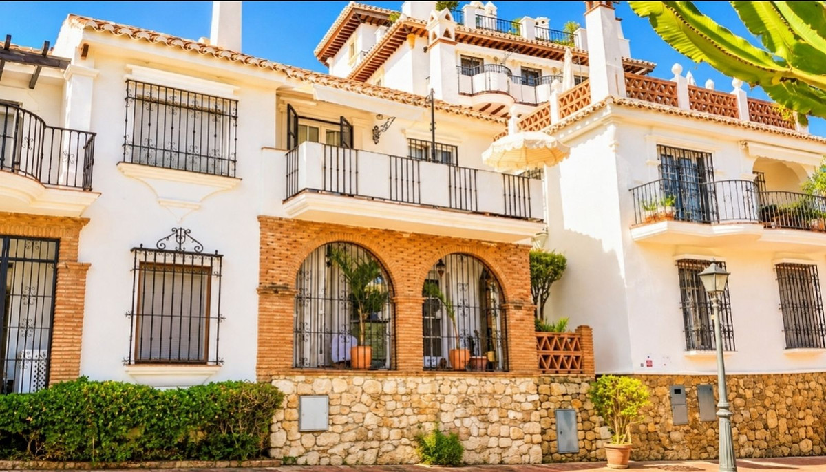 Townhouse for sale in Mijas