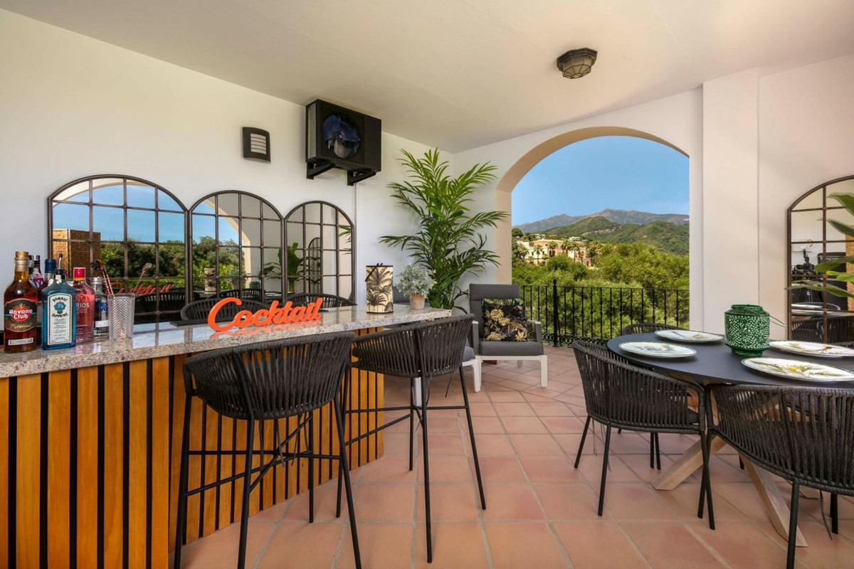 Villa for sale in Benahavís