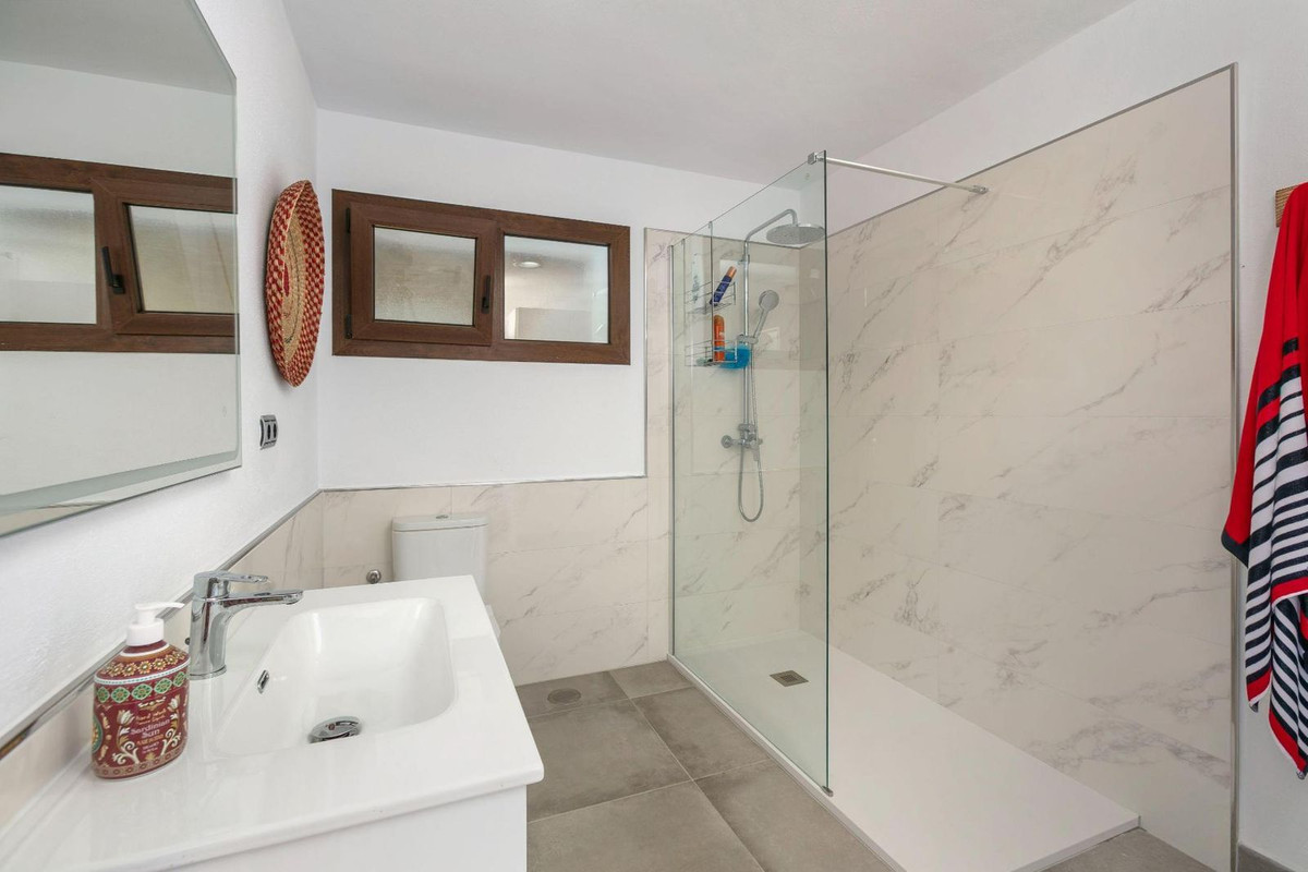 Villa for sale in Benahavís