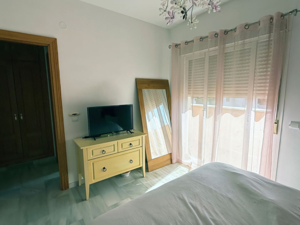 Villa for sale in Coín