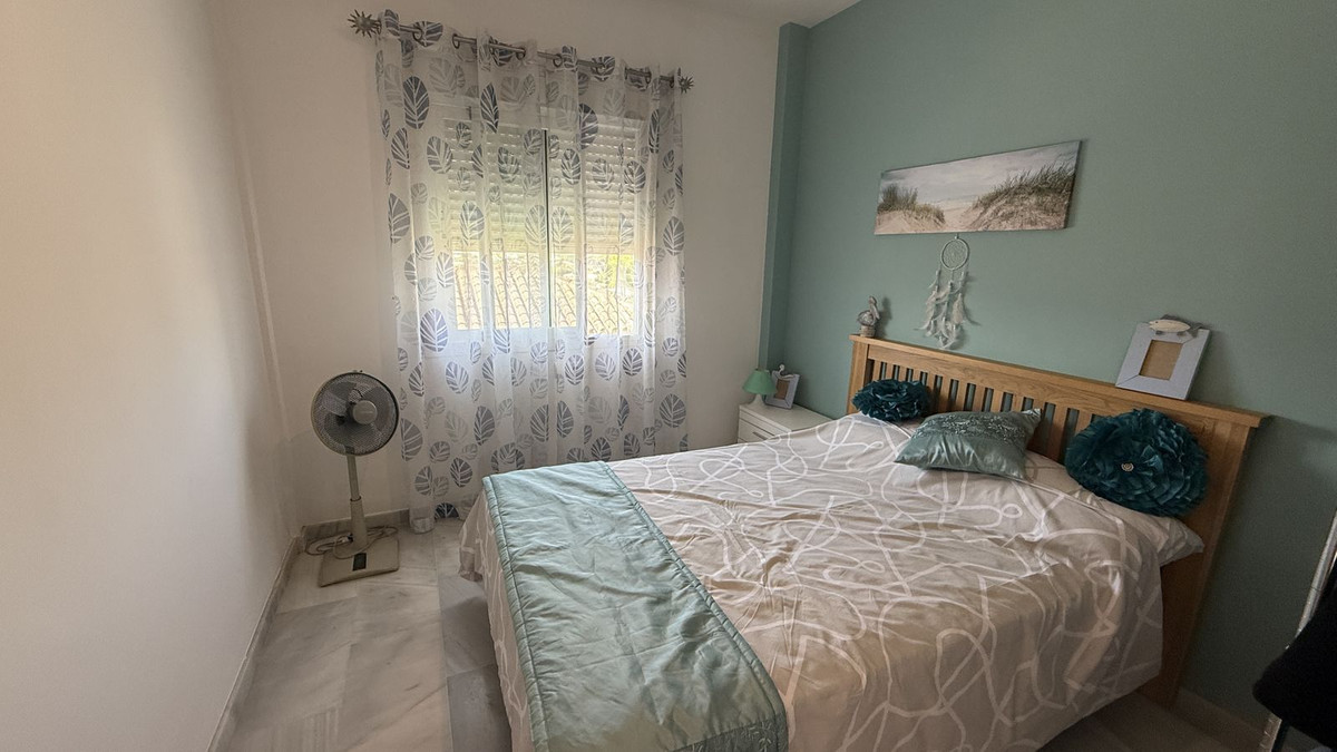 Villa for sale in Coín