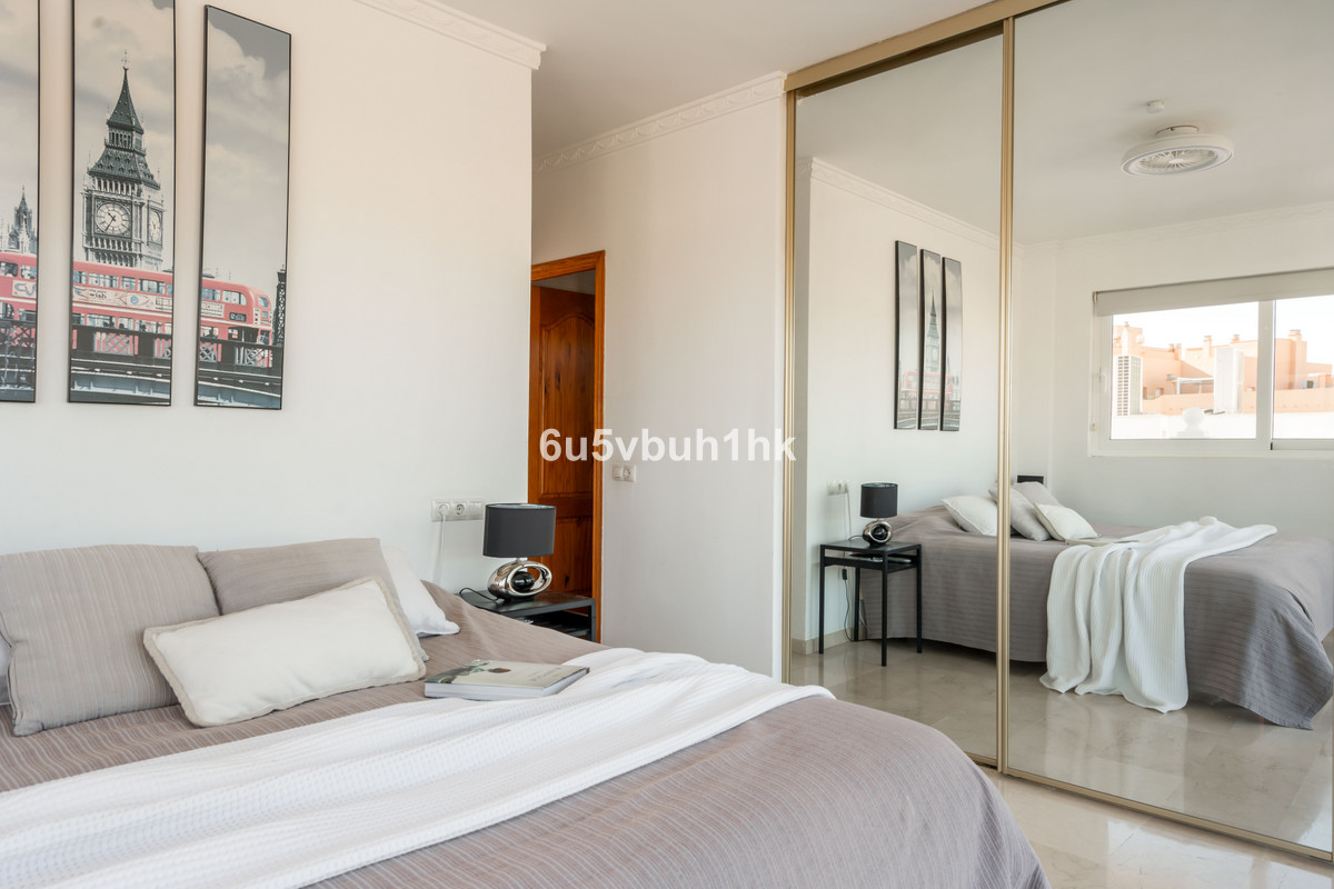 Villa for sale in Fuengirola