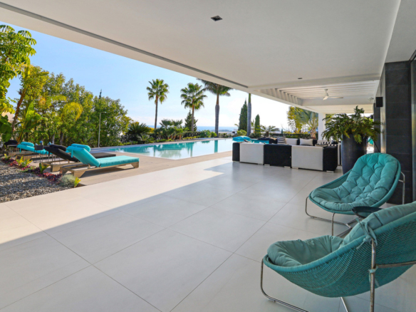 Villa for sale in Málaga