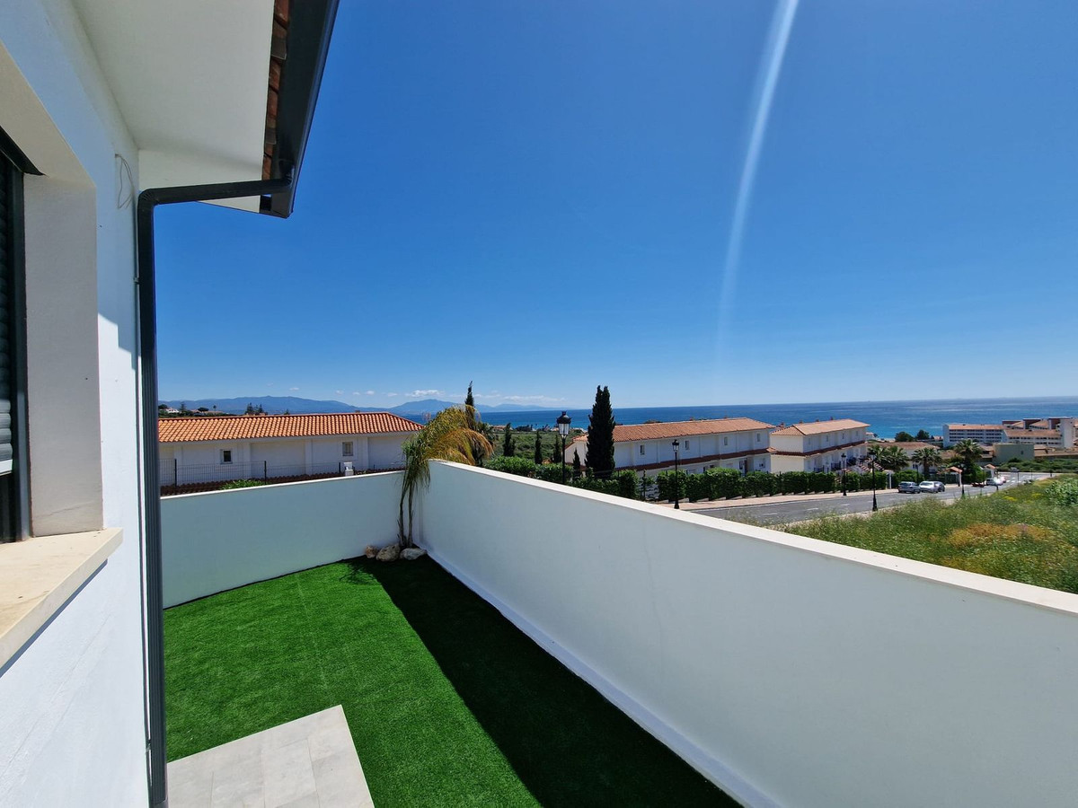 Villa for sale in Manilva
