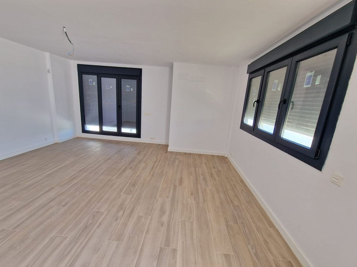 Villa for sale in Manilva