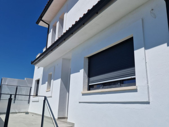 Villa for sale in Manilva