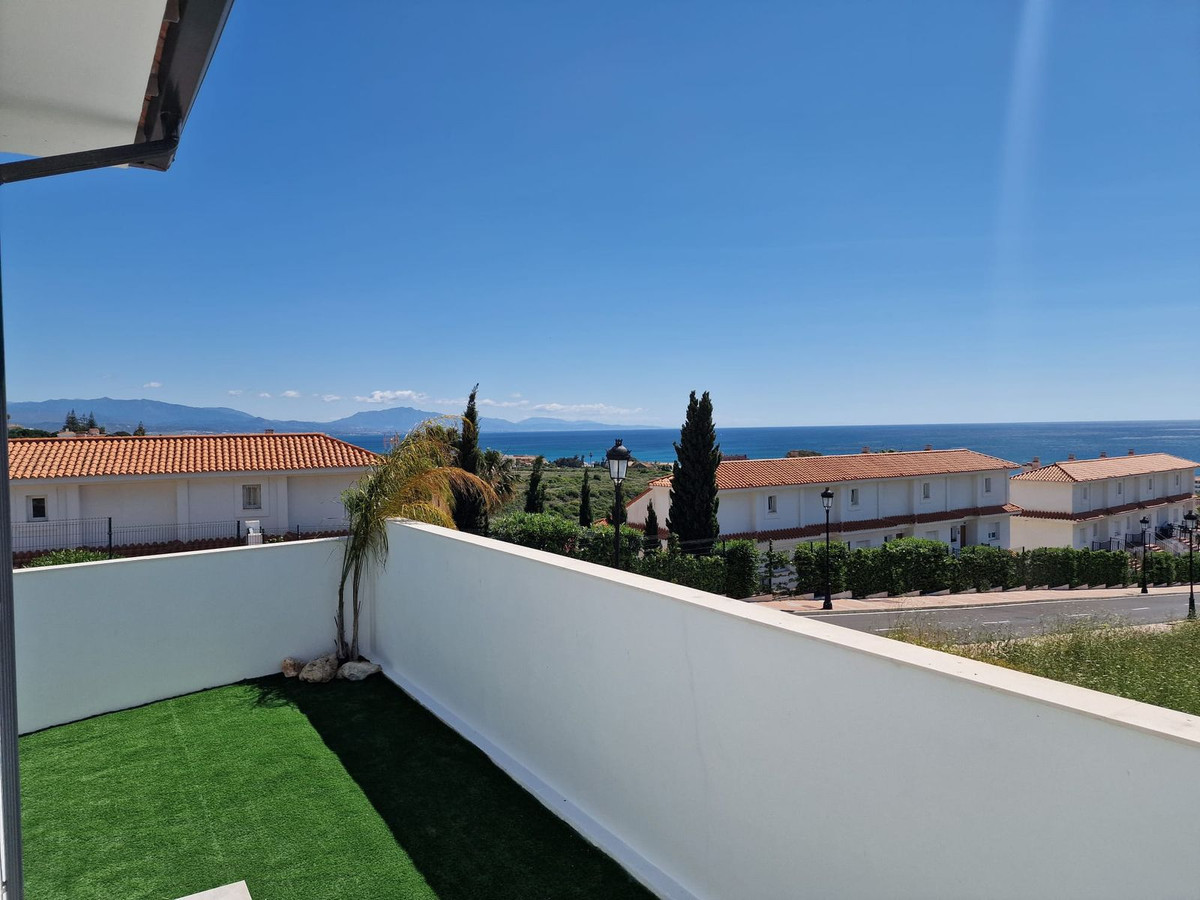 Villa for sale in Manilva