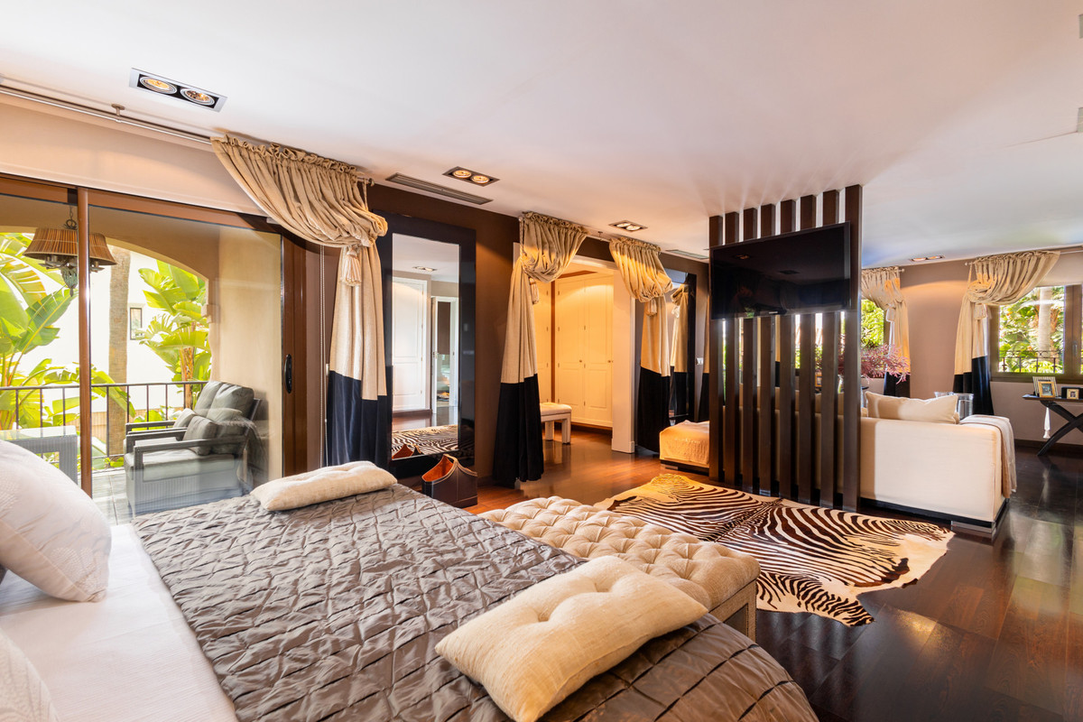 Villa for sale in Marbella