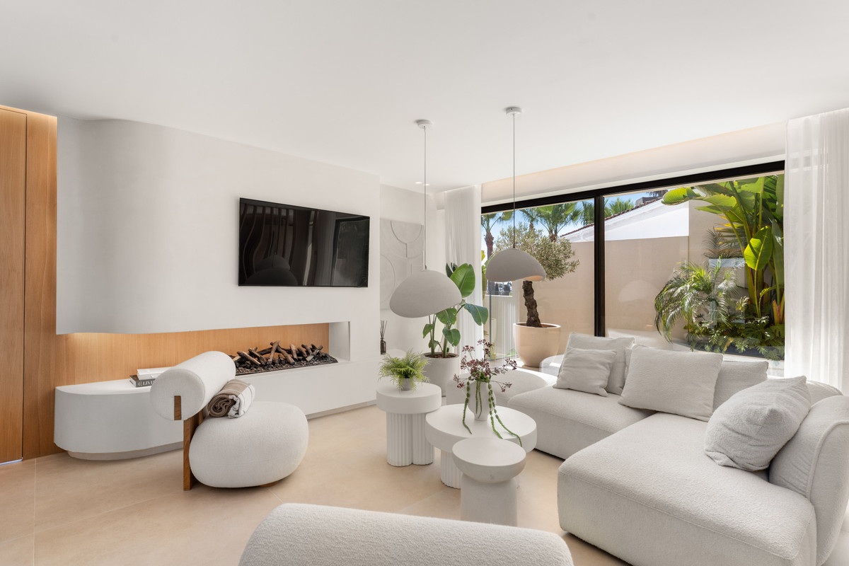 Villa for sale in Marbella