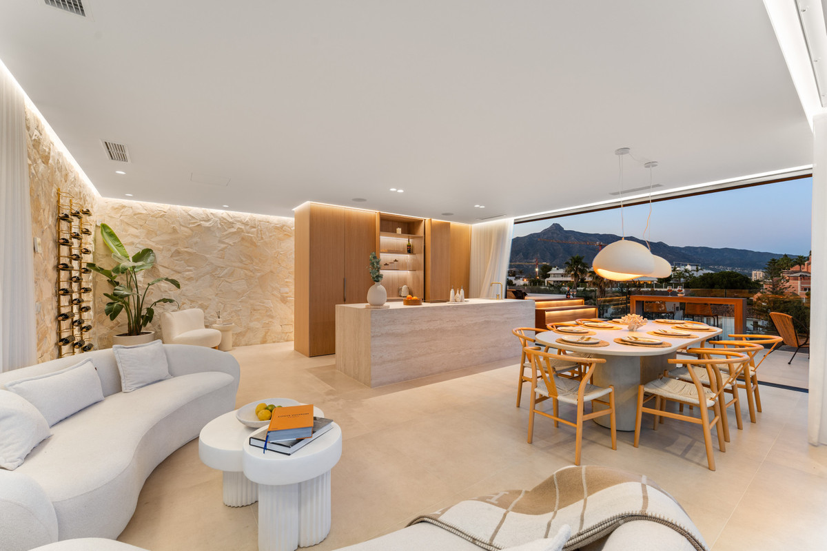 Villa for sale in Marbella