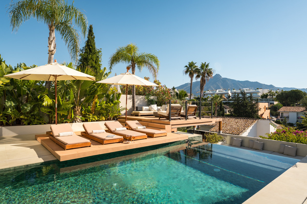 Villa for sale in Marbella