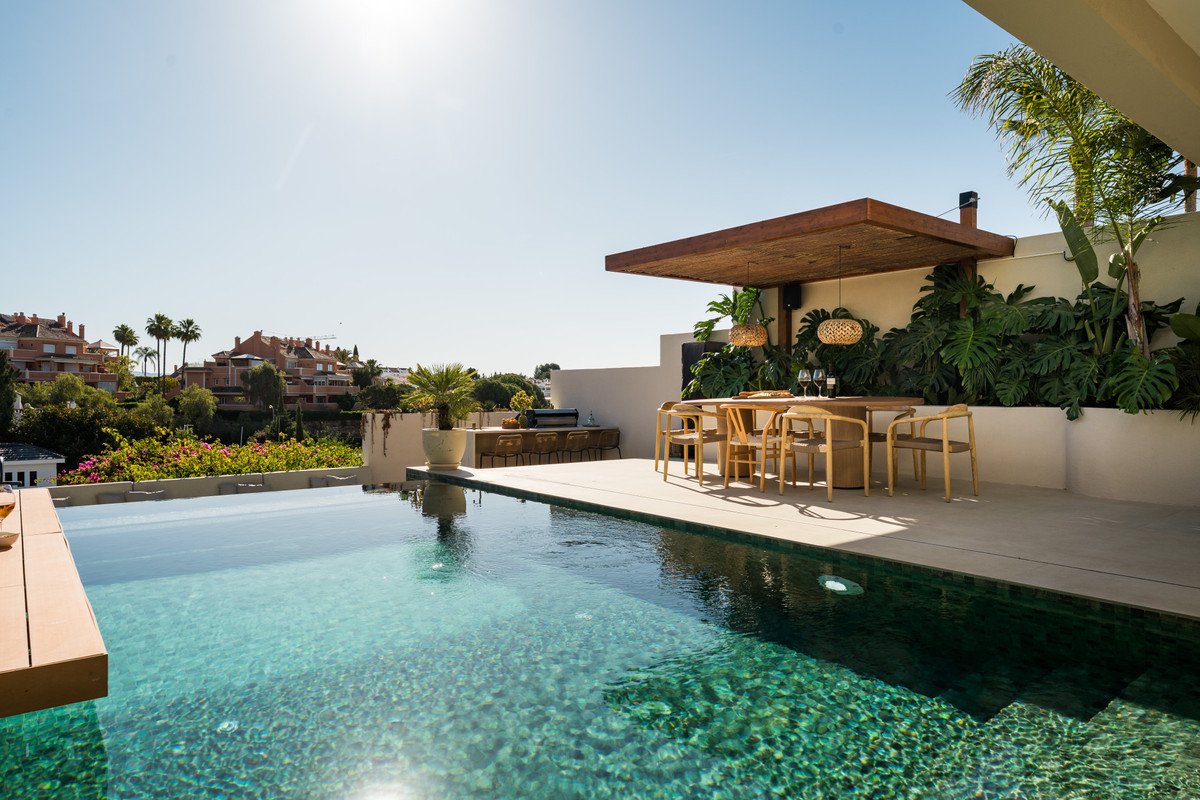 Villa for sale in Marbella