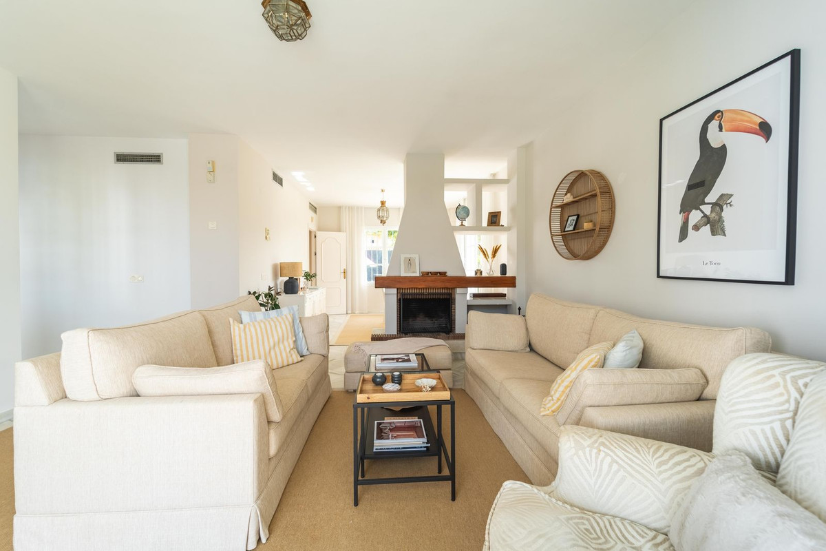 Villa for sale in Marbella