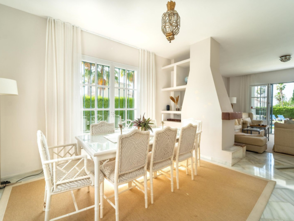 Villa for sale in Marbella