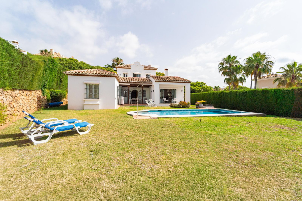 Villa for sale in Marbella