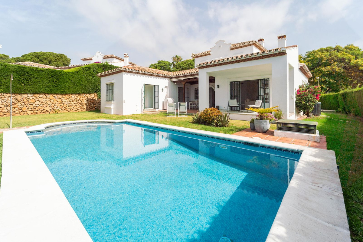 Villa for sale in Marbella