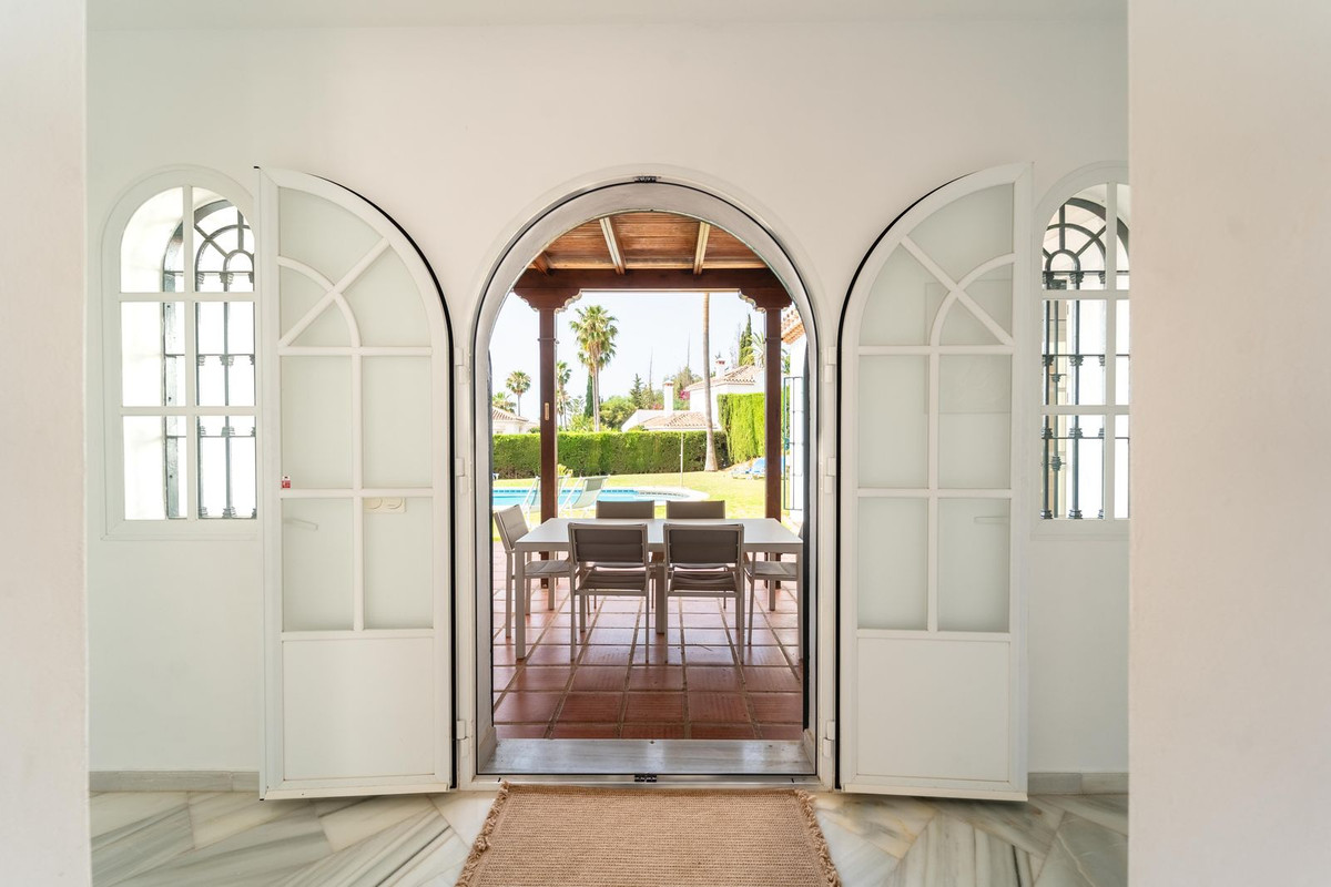 Villa for sale in Marbella
