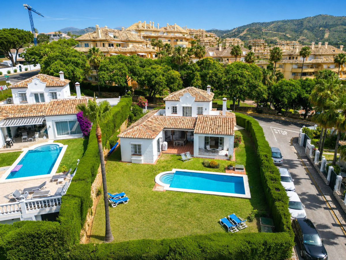 Villa for sale in Marbella