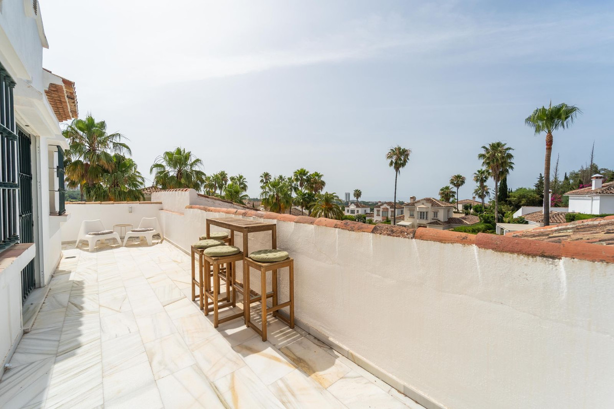 Villa for sale in Marbella