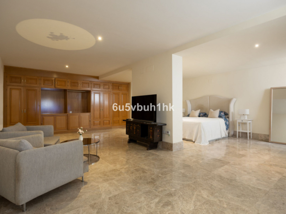 Villa for sale in Marbella
