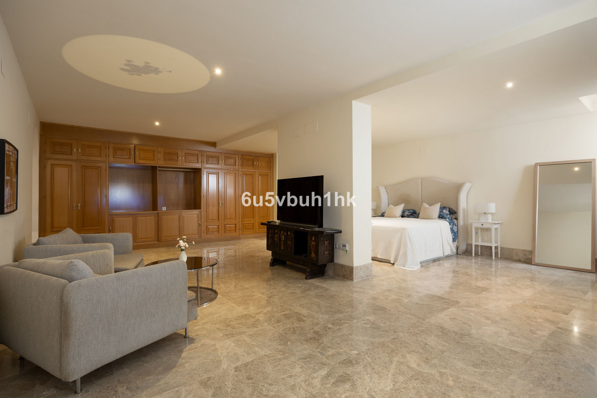 Villa for sale in Marbella