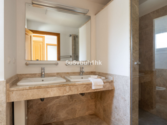 Villa for sale in Marbella