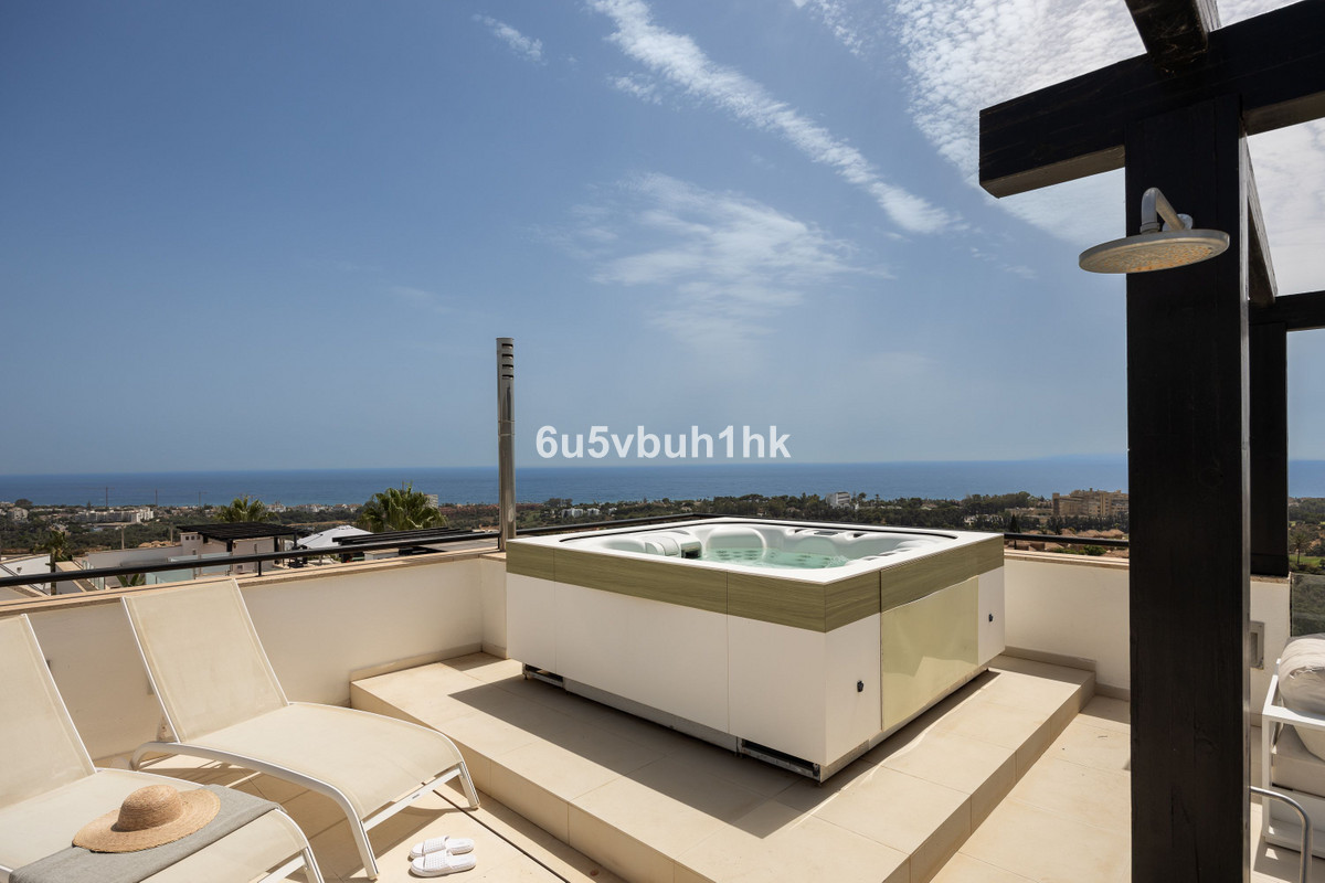 Villa for sale in Marbella
