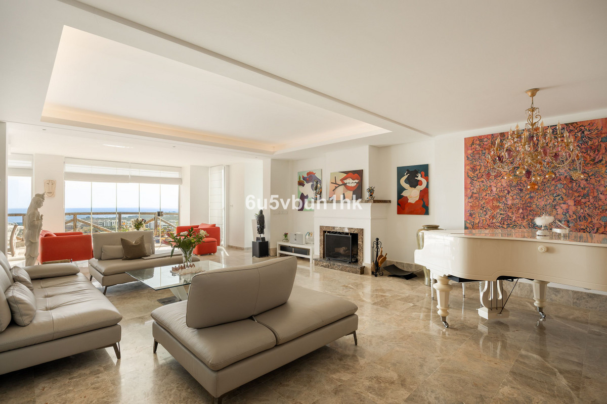 Villa for sale in Marbella