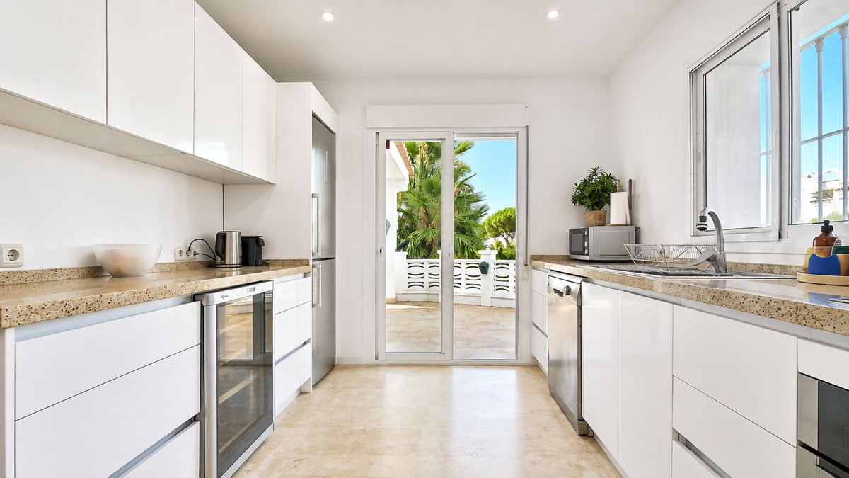 Villa for sale in Marbella