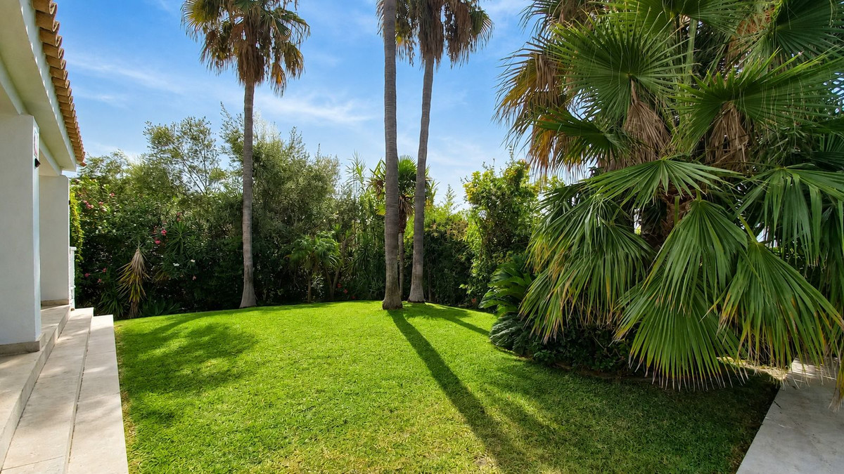 Villa for sale in Marbella