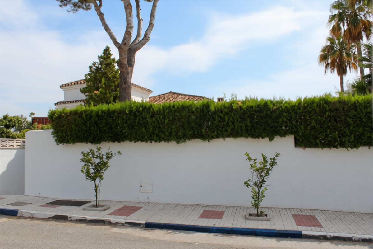 Villa for sale in Marbella