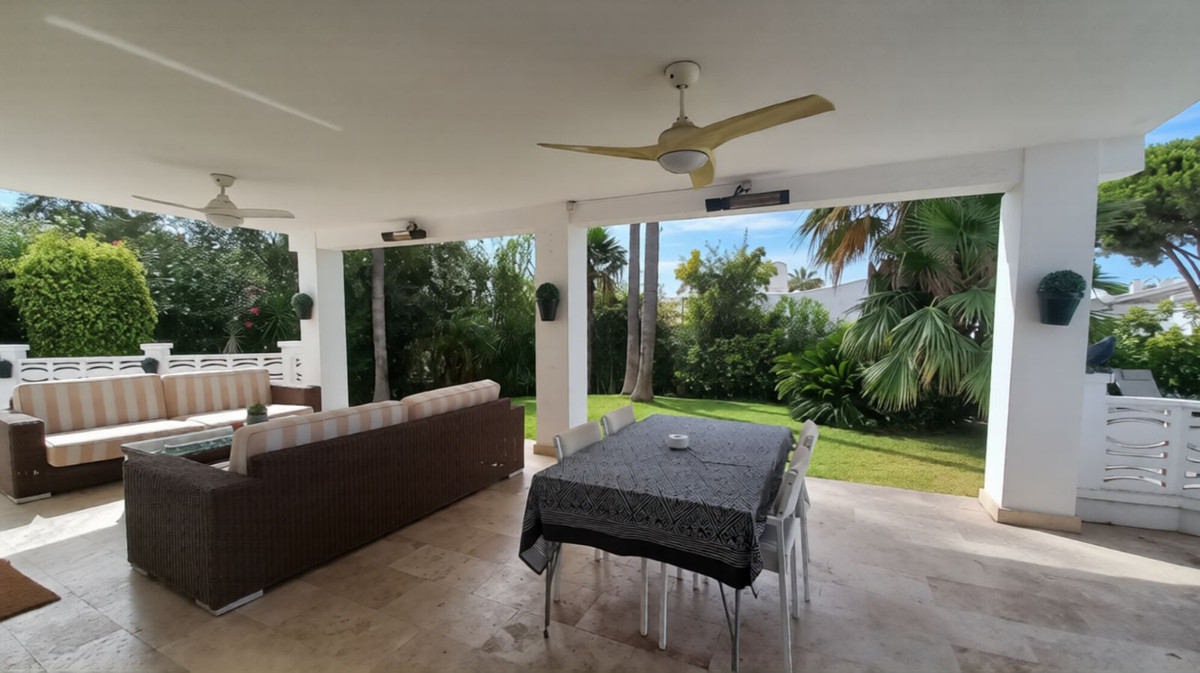 Villa for sale in Marbella