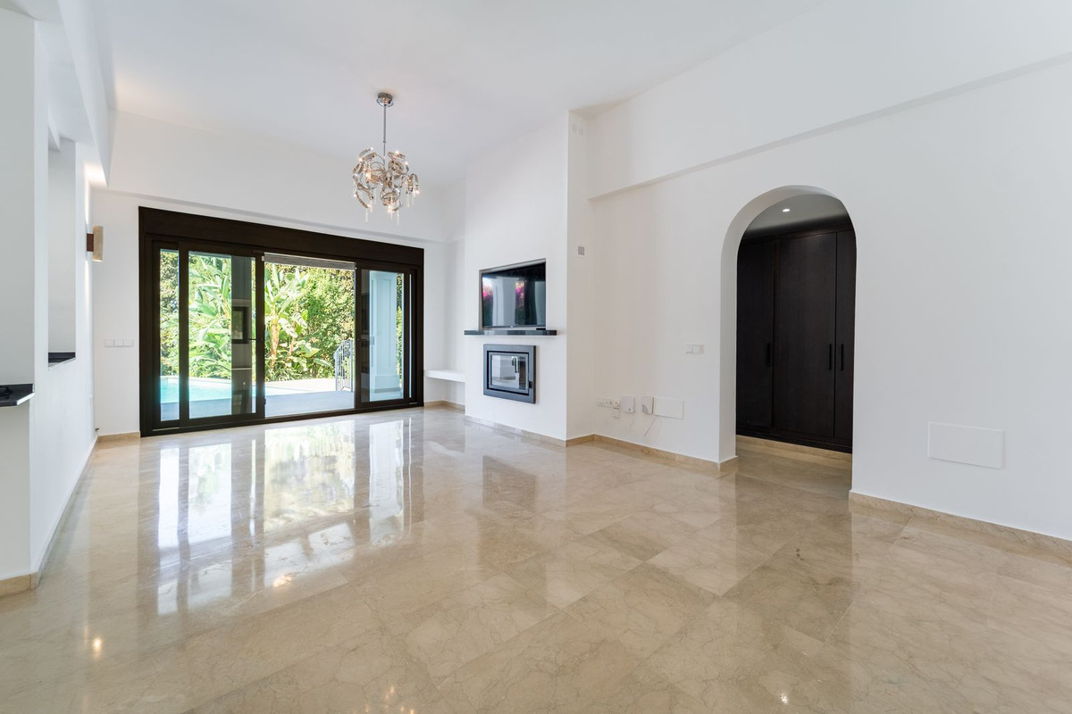 Villa for sale in Marbella