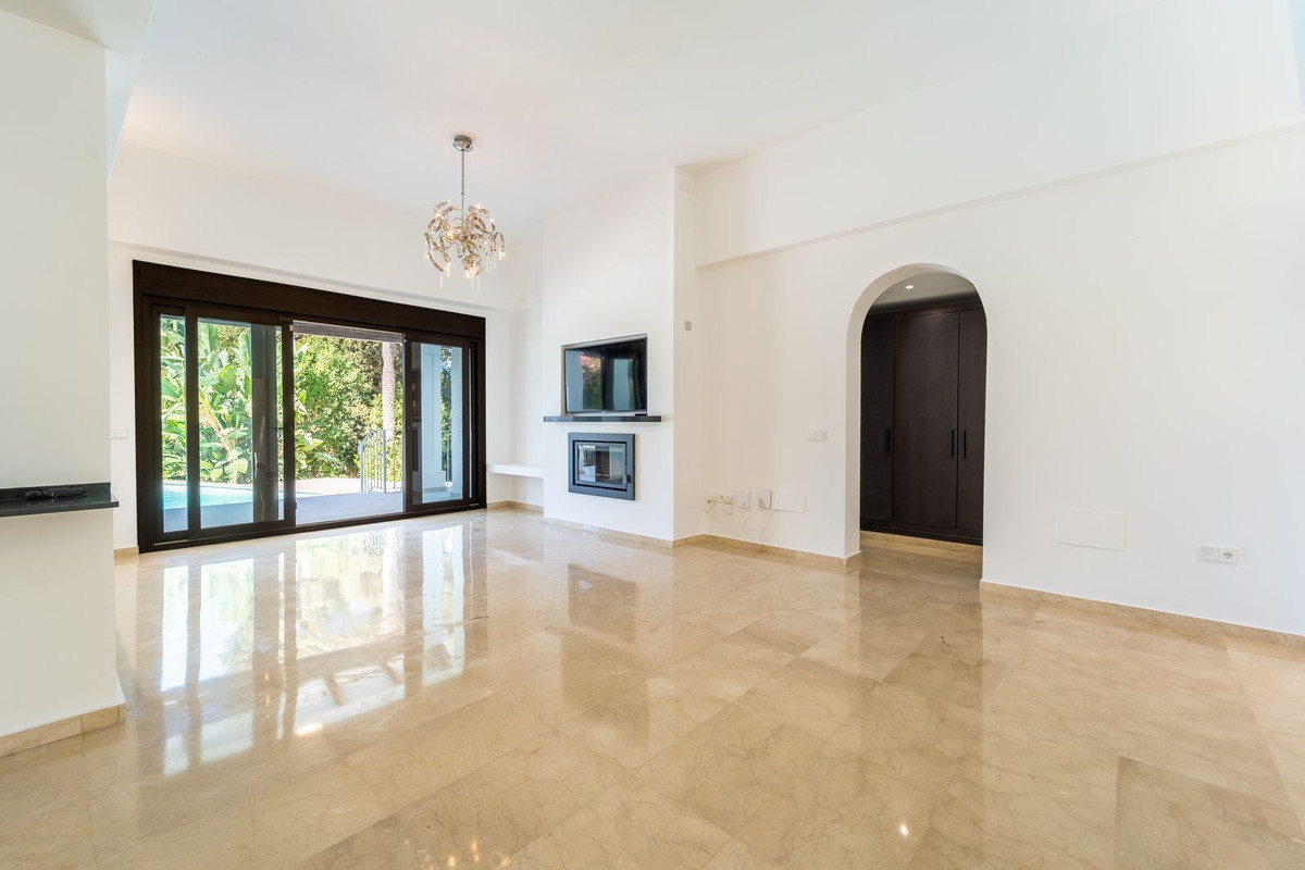 Villa for sale in Marbella