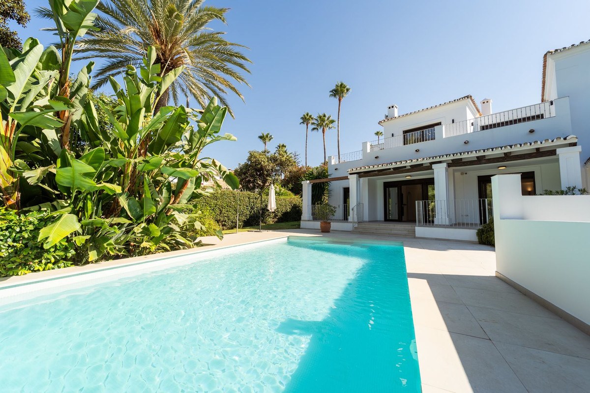 Villa for sale in Marbella