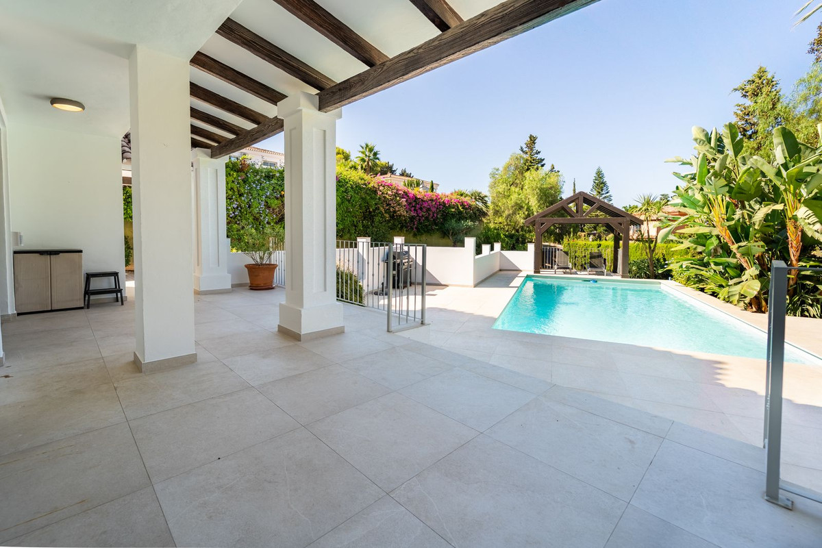 Villa for sale in Marbella