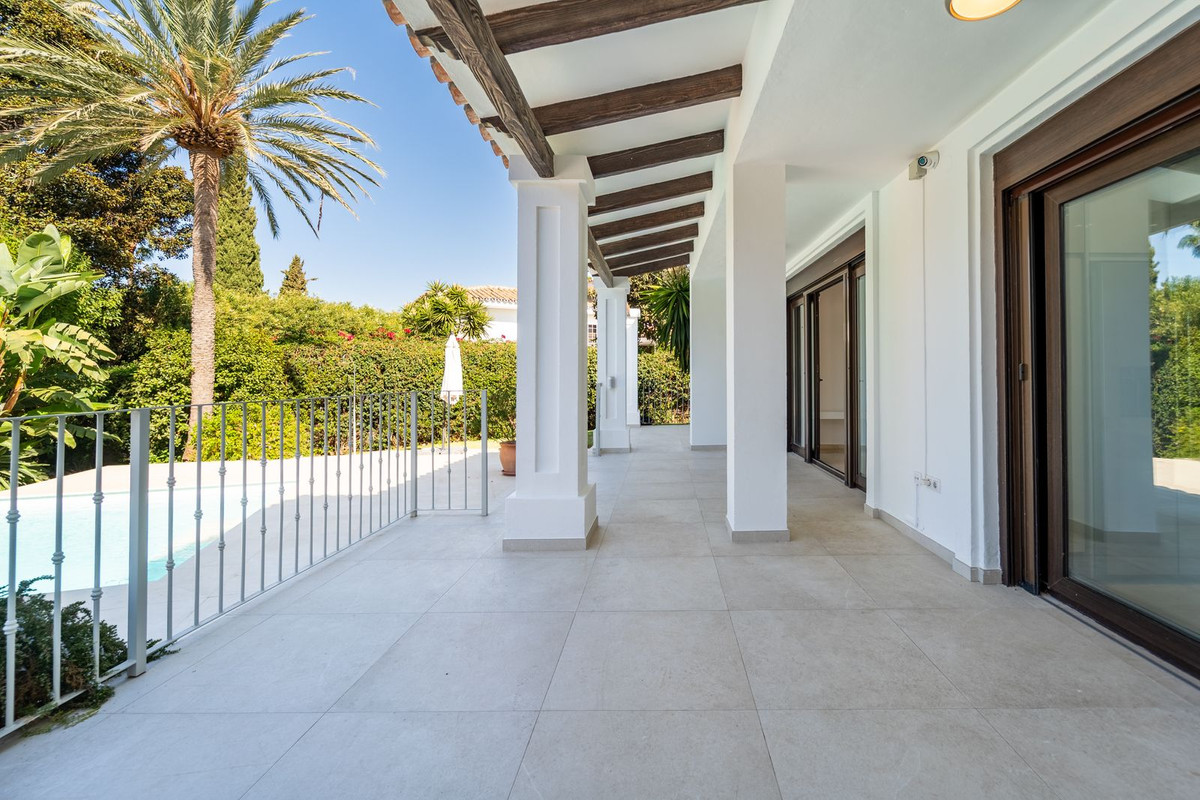 Villa for sale in Marbella