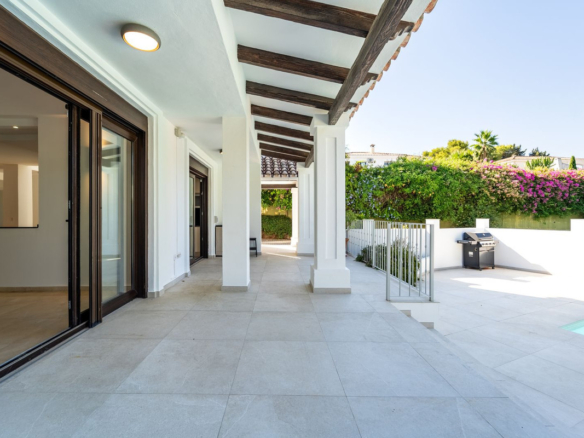 Villa for sale in Marbella