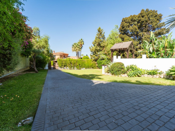 Villa for sale in Marbella