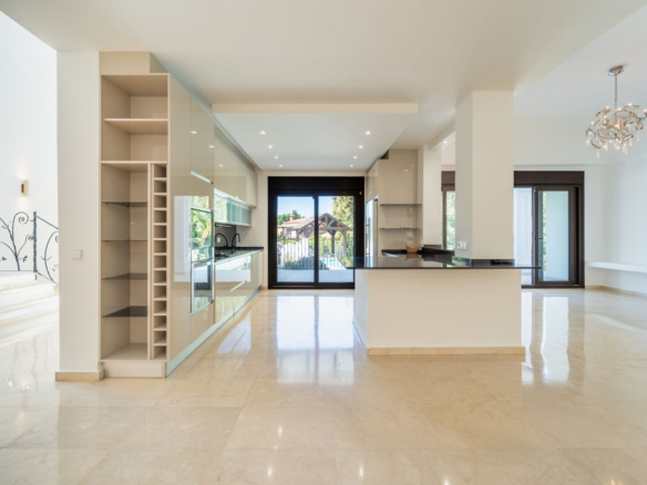 Villa for sale in Marbella
