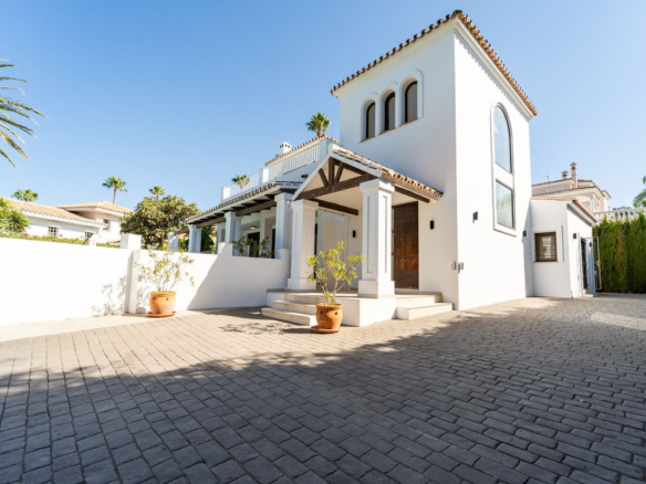 Villa for sale in Marbella