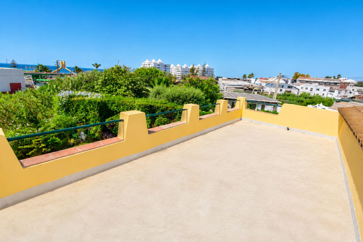 Villa for sale in Marbella