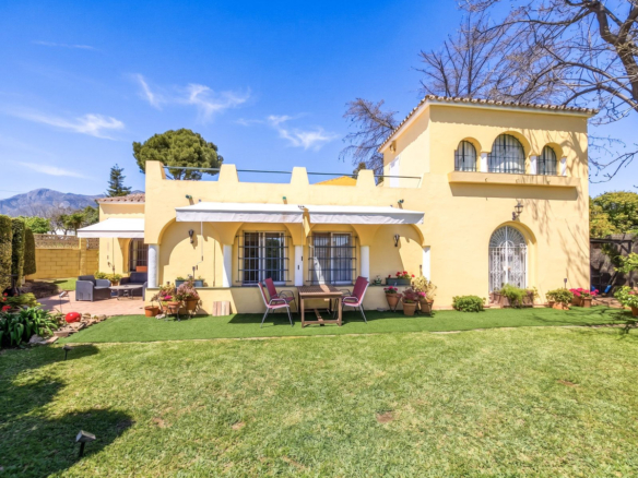 Villa for sale in Marbella